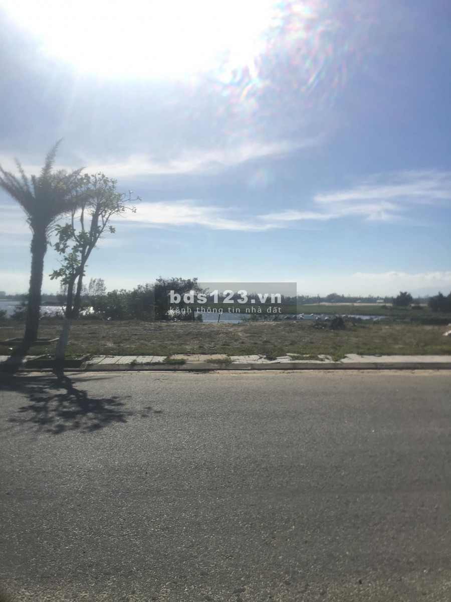 Ngọc Dương Riverside đường 10m5 giá sụp hầm