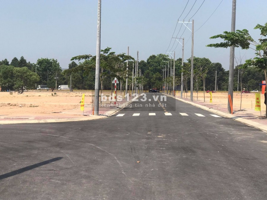 Bán đất mặt tiền QL 13. Chủ gửi ra gấp trong tháng. giá đầu tư