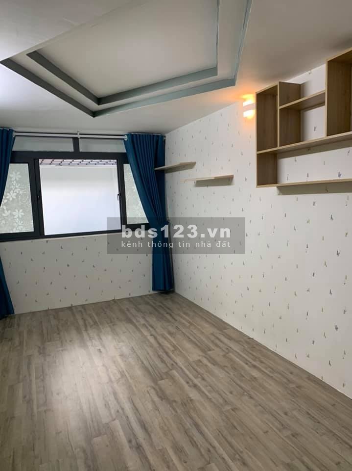 Bán nhà khu Q3 Lê Văn Sỹ, Xe Hơi đổ Cửa, 40m(3x14m), 2Tầng, Giá chưa đến 5Tỷ
