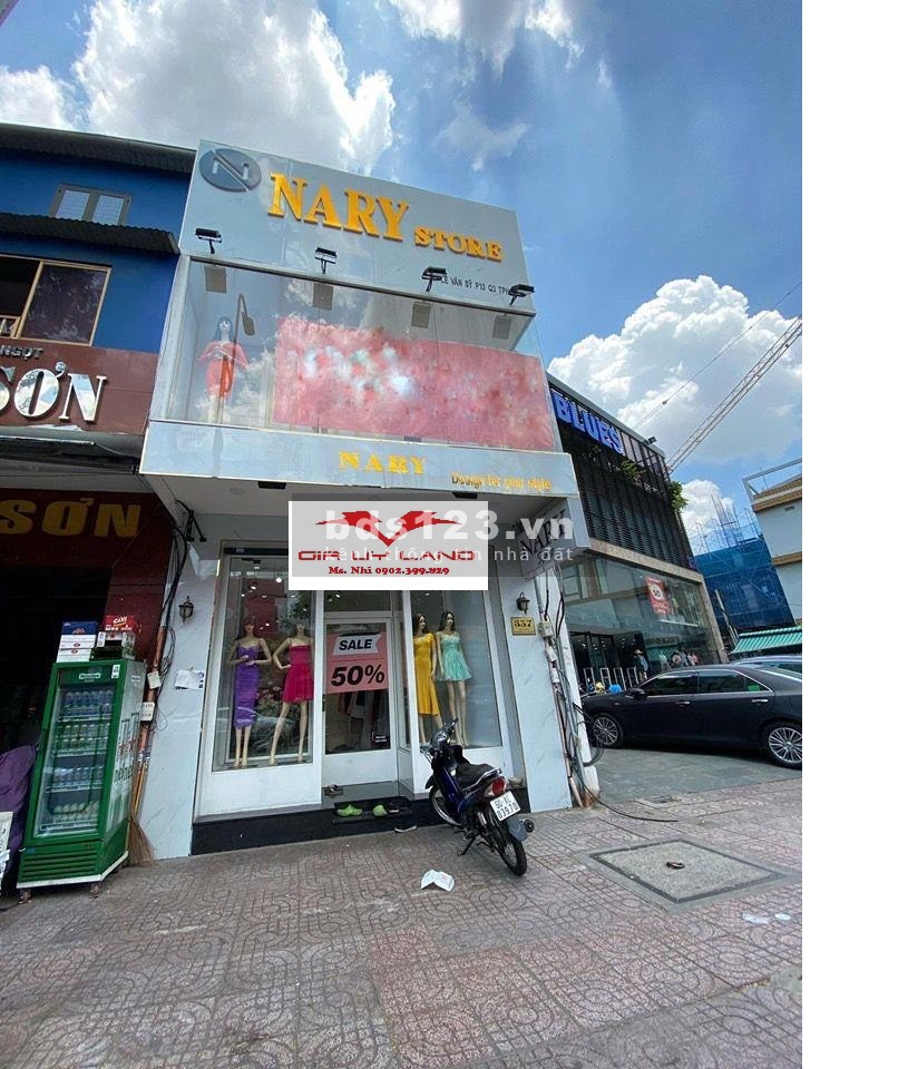 Cho thuê NC 2MT Đường với hẽm - Bà Hạt, P4, Q10. DT: 4x14m, 2 lầu