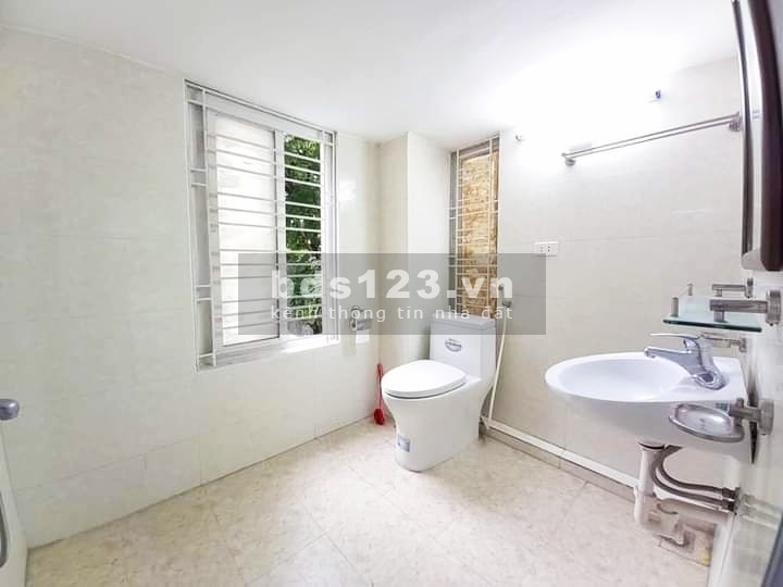 Hơn 1tỷ xx . Sở hữu nhà phố Quận Hoàng Mai 28m2