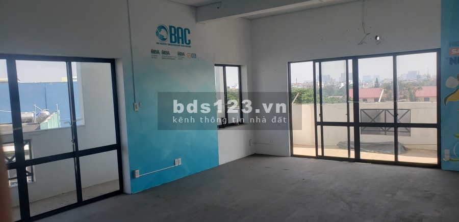 Mặt bằng lầu 2, 3, 4 mặt tiền Lý Thường Kiệt Q.11