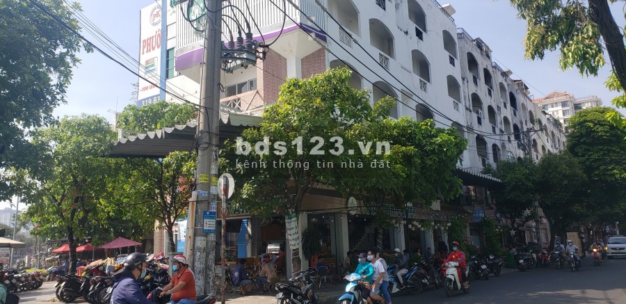 Mặt bằng lầu 2, 3, 4 mặt tiền Lý Thường Kiệt Q.11