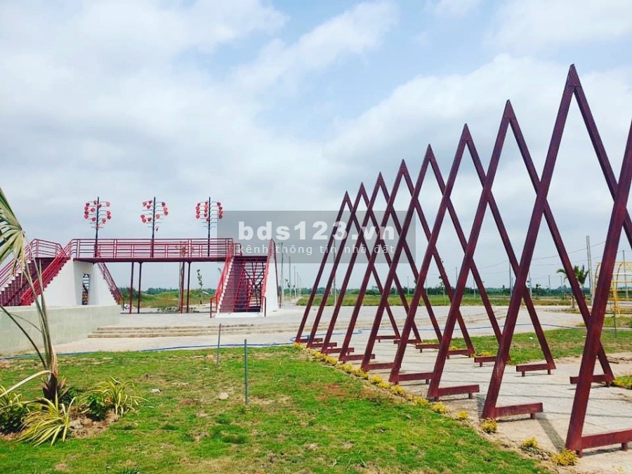 Nền trục chính 100m2 full thổ cư đất sổ sẵn