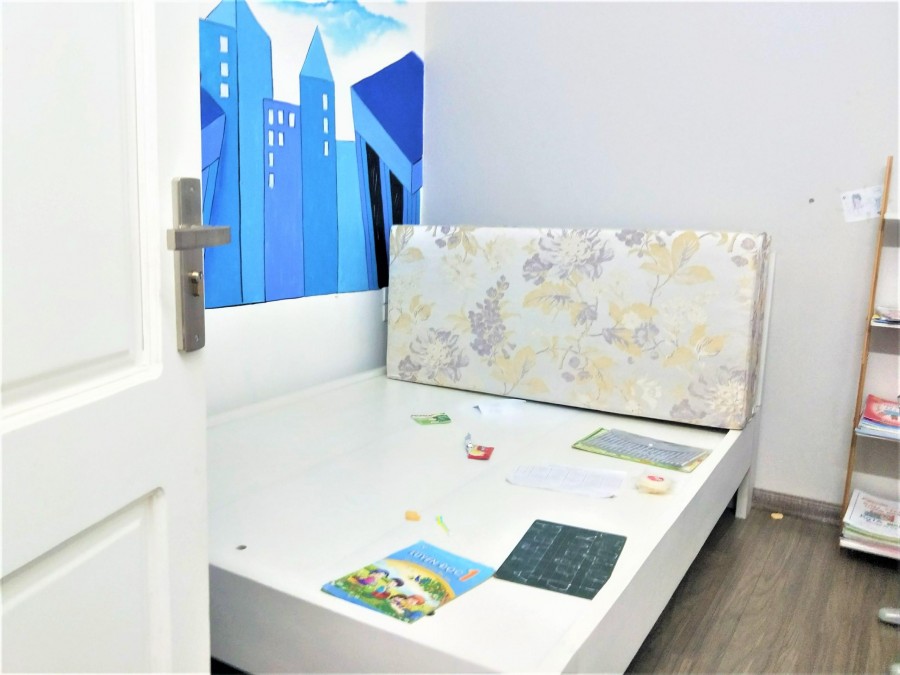 Bán Nhà Hoàng Quốc Việt 50m2 4T mặt tiền gần 5m 9.25 tỷ.