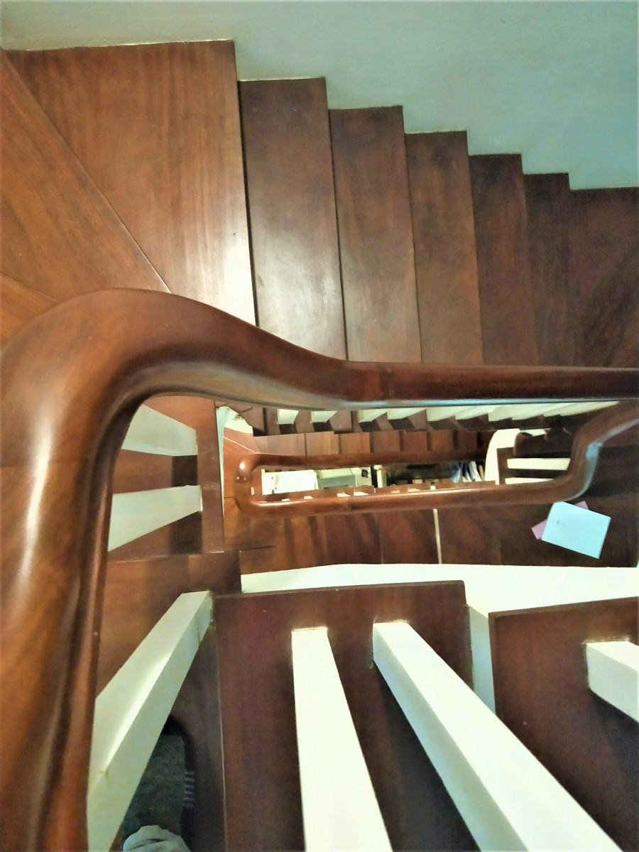 Bán Nhà Hoàng Quốc Việt 50m2 4T mặt tiền gần 5m 9.25 tỷ.