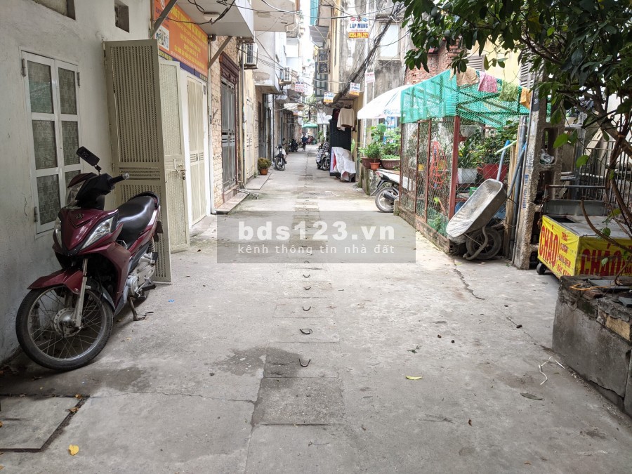 Gia đình cần bán gấp để đầu tư kinh doanh, nhà Quận Hai Bà Trưng tầng ở luôn được