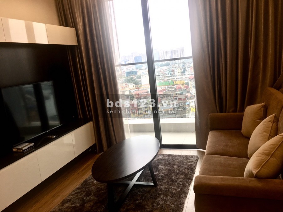 BÁN NHANH CĂN HỘ VINHOMES METROPOLIS 29 LIỄU GIAI DT: 82M2 2PN FULL ĐỒ LH 0915436246
