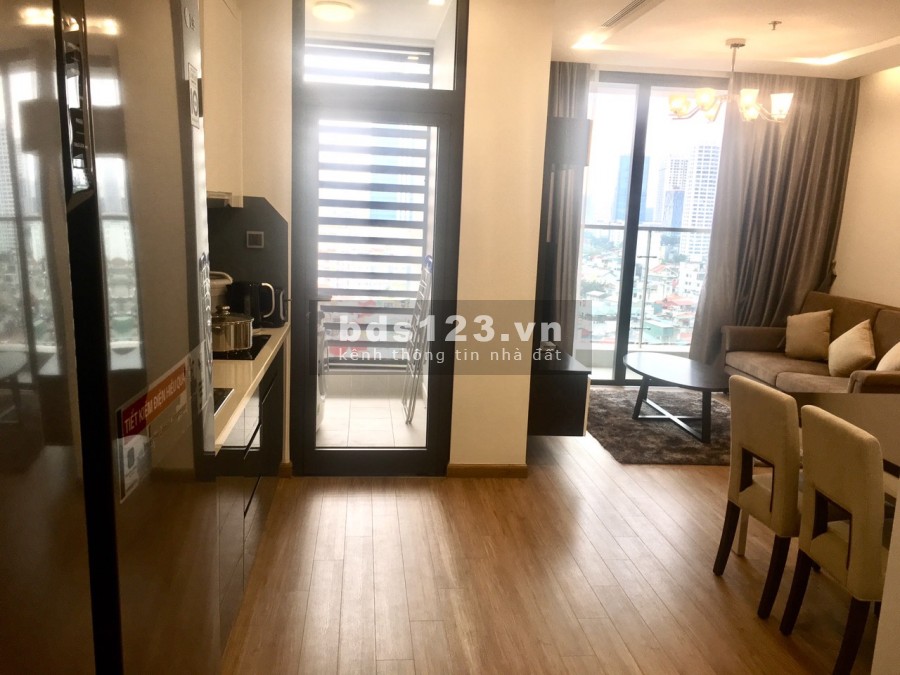 BÁN NHANH CĂN HỘ VINHOMES METROPOLIS 29 LIỄU GIAI DT: 82M2 2PN FULL ĐỒ LH 0915436246