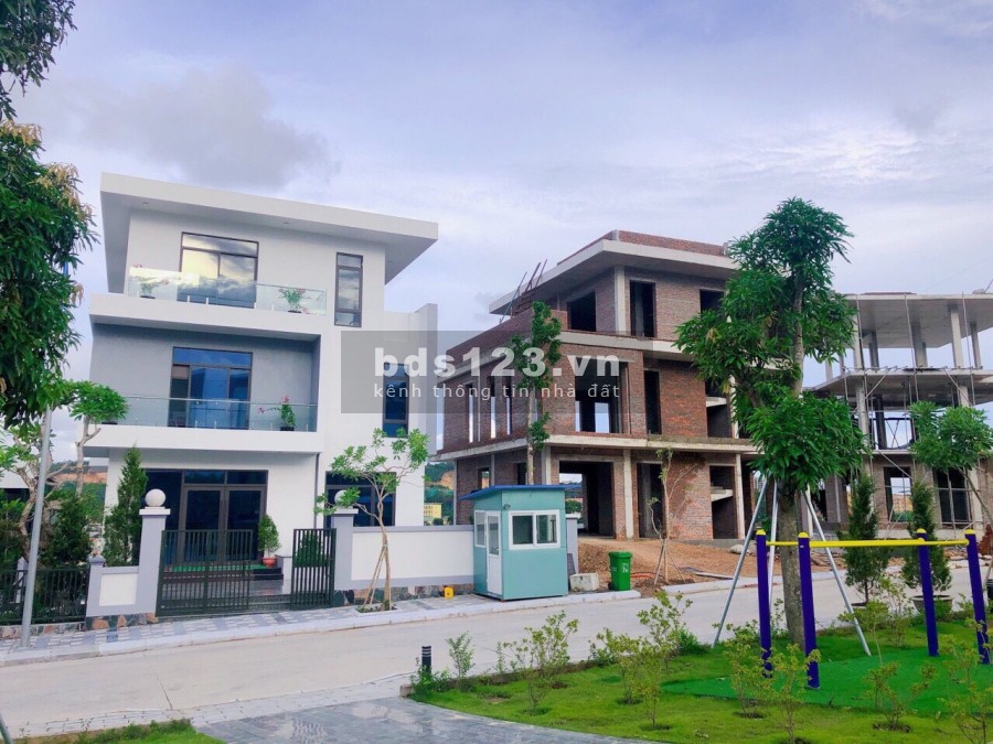 Bán Cắt Lỗ biệt thự view Vịnh dự án Monaco Hạ Long :0968129240