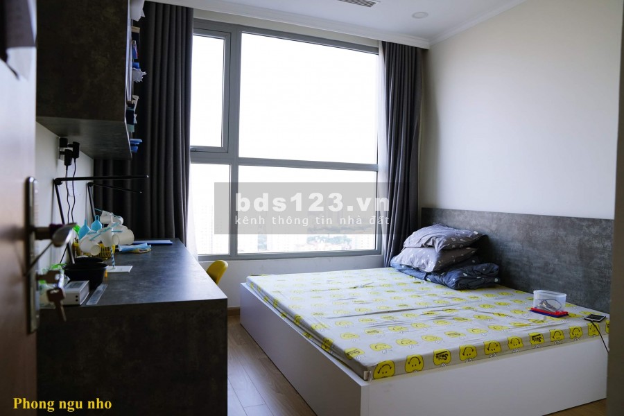 Căn hộ ban công Đông Nam, 2 ngủ, 80m2 tòa A2 Vinhomes Gardenia, giá: 3.3 tỷ, lh: 0967839010
