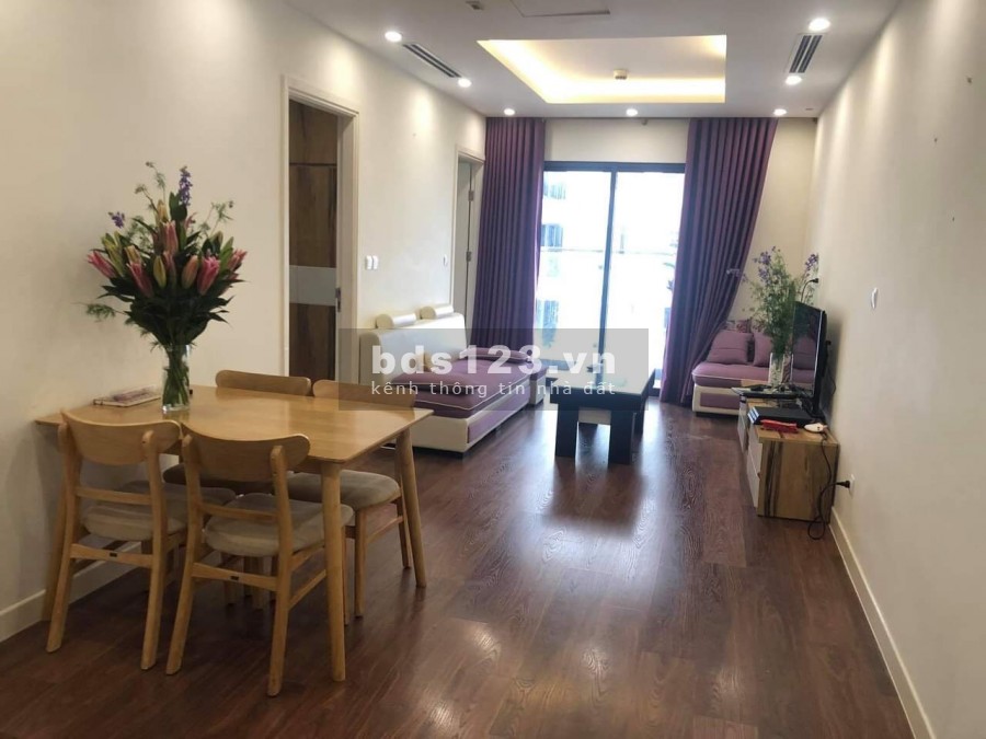 Bán căn hộ 2 ngủ chung cư Imperia Garden, DT 66m2, tặng toàn bộ nội thất, giá 2.x tỷ.