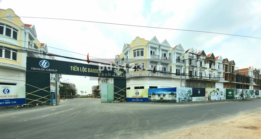 Shophouse xây sẵn (1 trệt - 1 lửng - 2 lầu - 1 tum) chỉ 4.6 tỷ/căn, thanh toán 24th, hỗ trợ vay 70%
