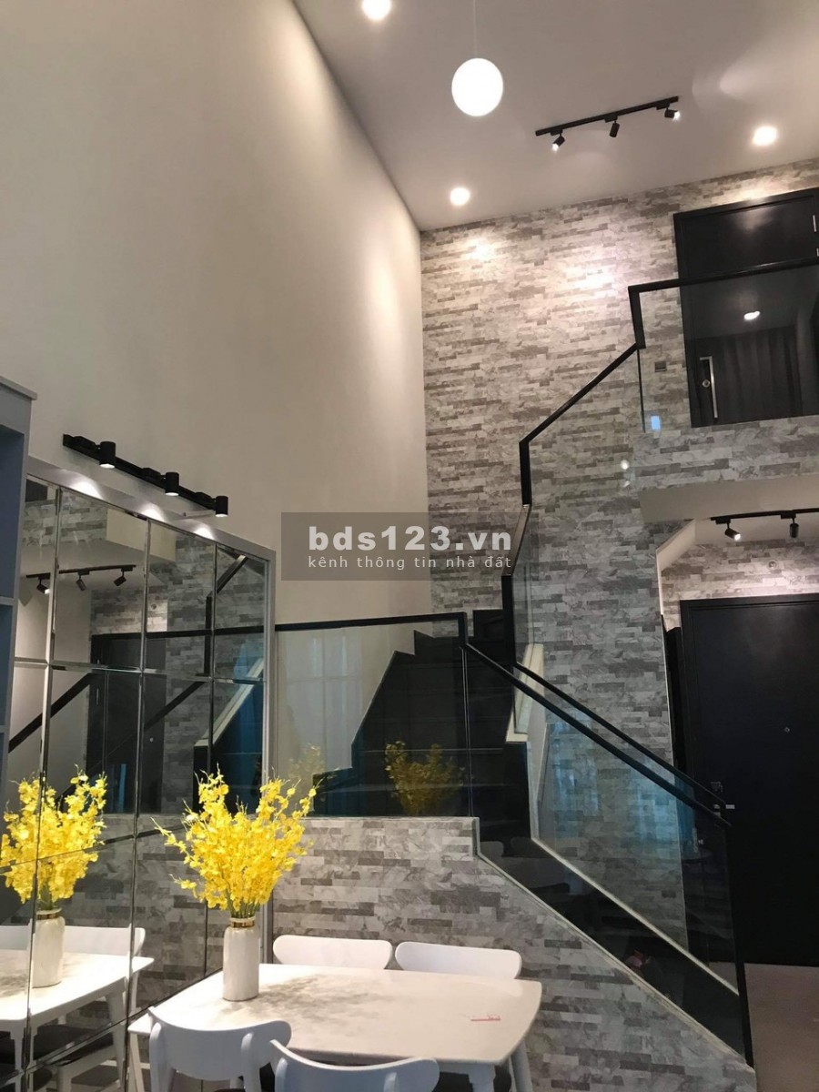 Cho thuê căn hộ Duplex 2PN Feliz En Vista giá 18,5tr bao gồm phí quản lý giá quá tốt