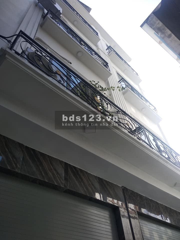 Bán nhà mới ô tô đỗ cửa 5 tầng x 39m2 ngõ 401 Xuân Đỉnh, giá 3,65 tỷ. LH 0912442669