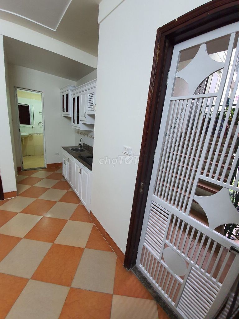 Cần bán căn hộ dịch vụ, mini tại đường Hồ Tùng Mậu, Phường Mai Dịch, Quận Cầu Giấy, Hà Nội