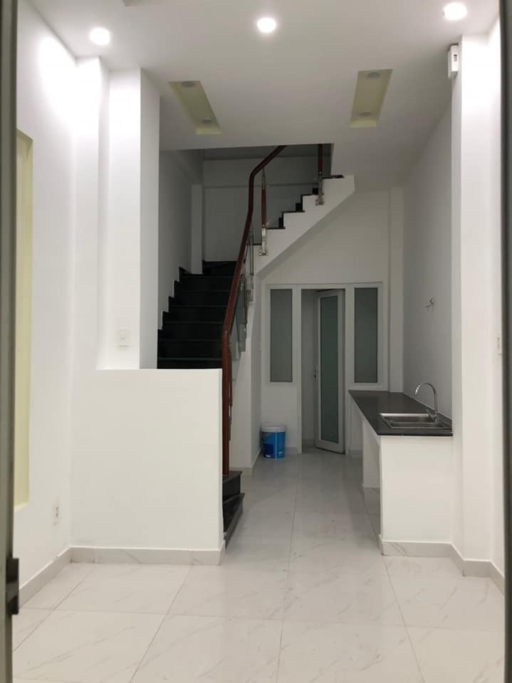 TRẦN HƯNG ĐẠO GẦN MẶT TIỀN ĐƯỜNG THÔNG BÙI VIỆN 3 TẦNG 6.9 TỶ