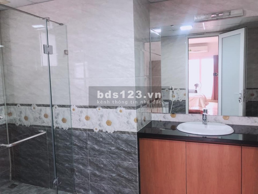 Biệt thự ngõ Toàn Thắng - Khâm Thiên giá 5.5 tỷ, 100m2, view thoáng.