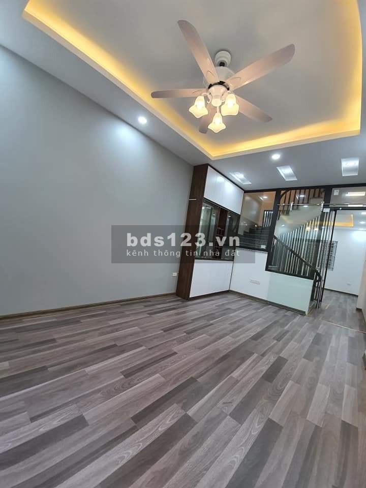 BÁN NHÀ NGÔ GIA TỰ - LÔ GÓC - THOÁNG, SÁNG, 45M2 x 4T, Ở LUÔN.