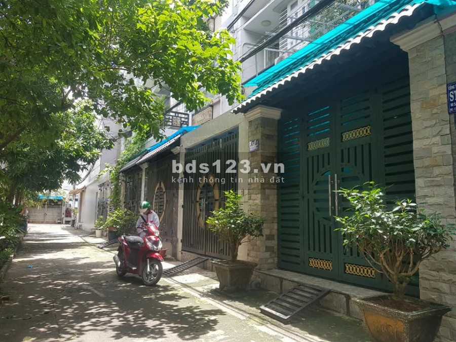 Nhà Đẹp cần ra 80m2, HXH, Đường Xã Đê,Bình Chánh 4 x 20, SHR, giá 1,1 tỷ