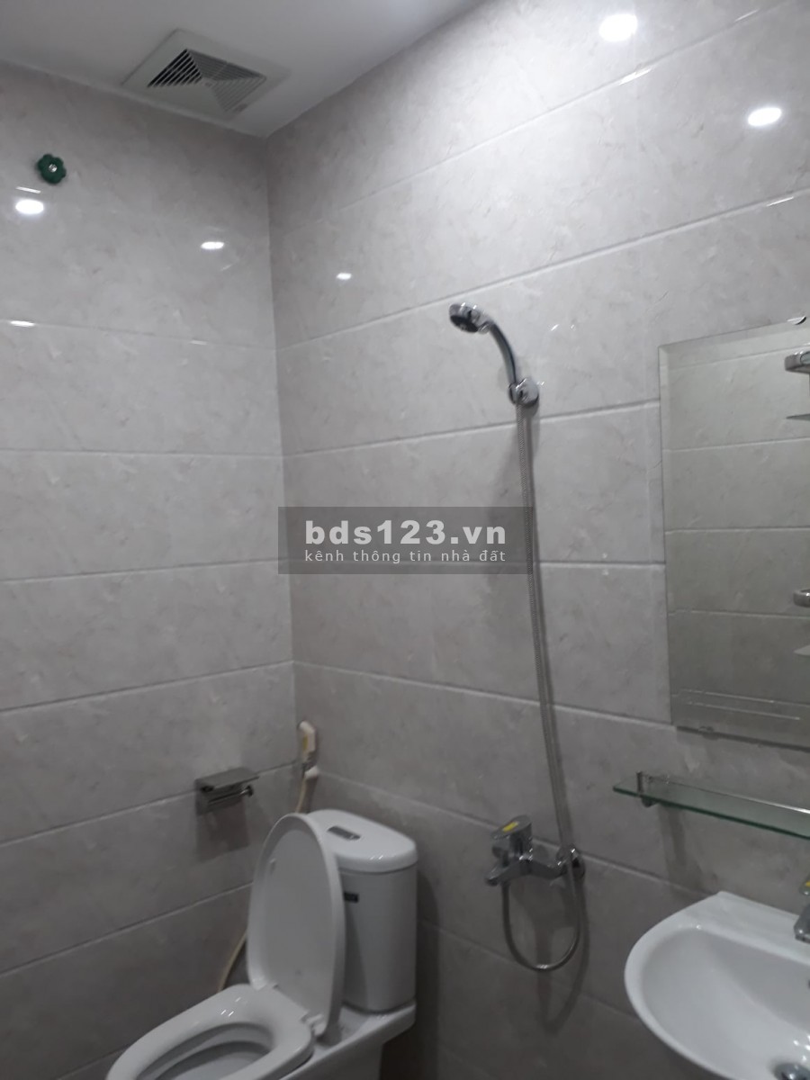 NHÀ BÁN BỒ ĐỂ,NHÀ LÔ GÓC,GARA ÔTÔ,KINH DOANG ĐƯỢC,CHO THUÊ VĂN PHÒNG.