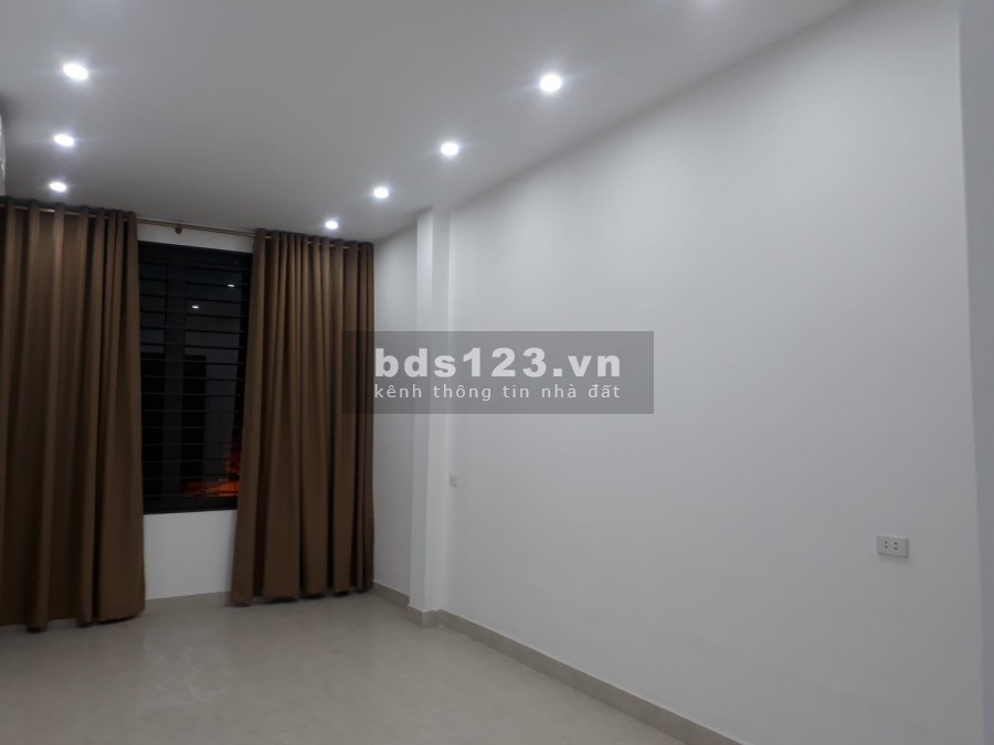 NHÀ BÁN BỒ ĐỂ,NHÀ LÔ GÓC,GARA ÔTÔ,KINH DOANG ĐƯỢC,CHO THUÊ VĂN PHÒNG.