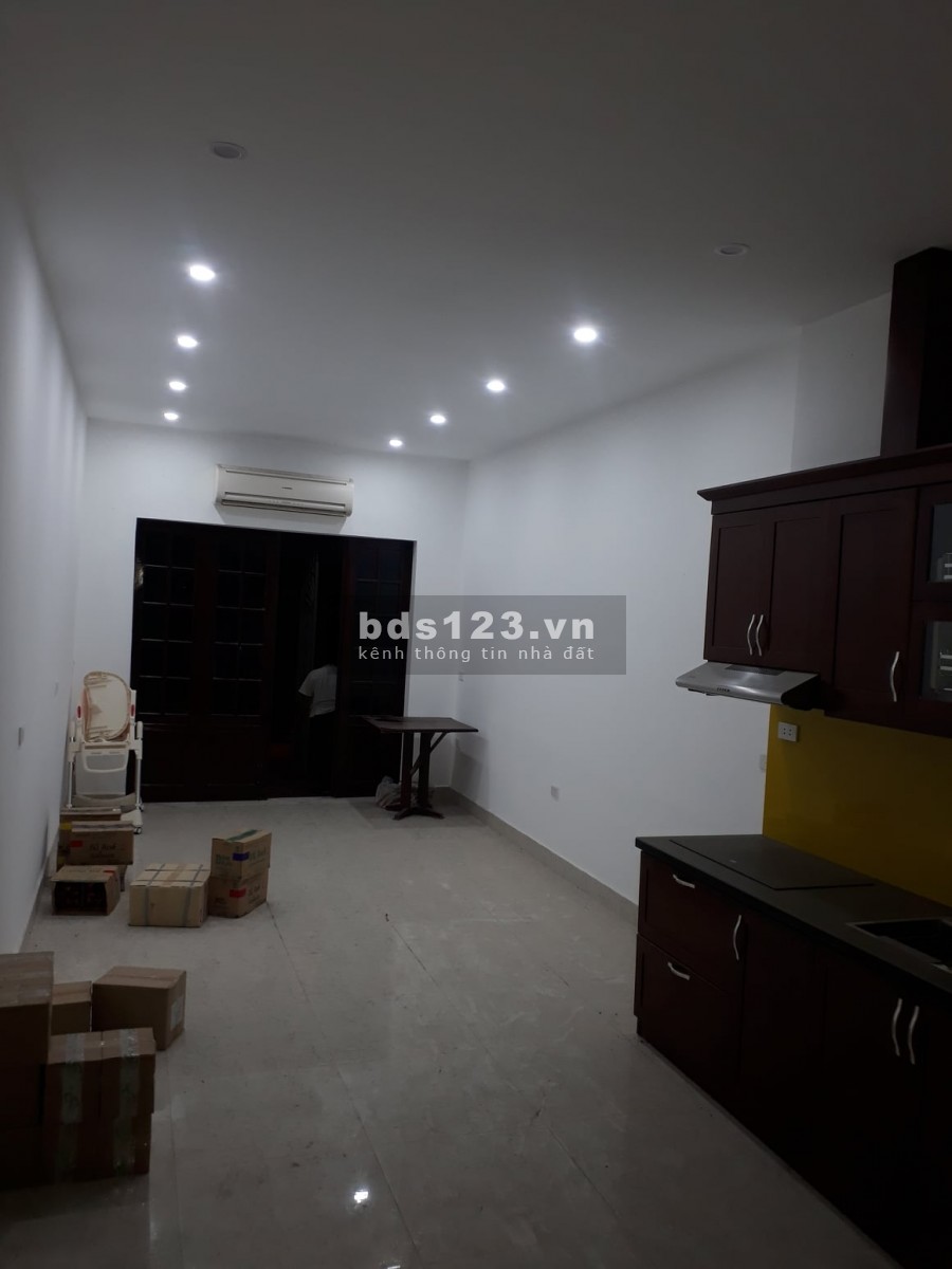 NHÀ BÁN BỒ ĐỂ,NHÀ LÔ GÓC,GARA ÔTÔ,KINH DOANG ĐƯỢC,CHO THUÊ VĂN PHÒNG.