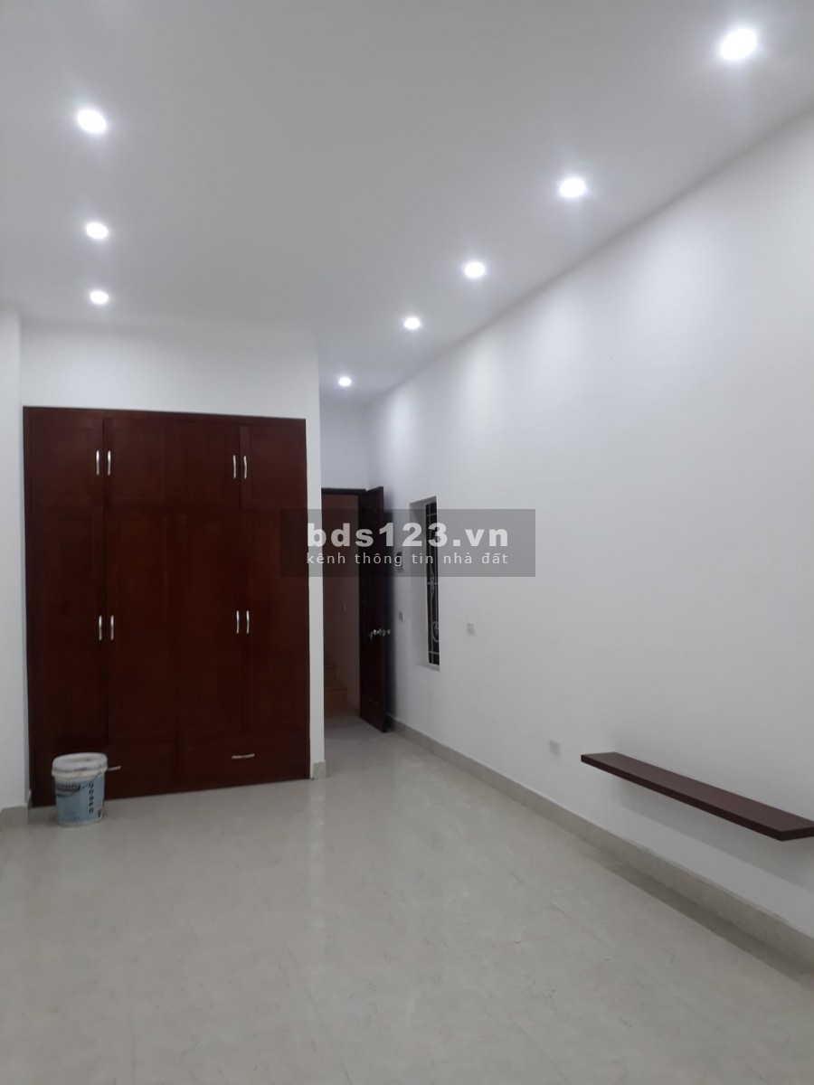 NHÀ BÁN BỒ ĐỂ,NHÀ LÔ GÓC,GARA ÔTÔ,KINH DOANG ĐƯỢC,CHO THUÊ VĂN PHÒNG.