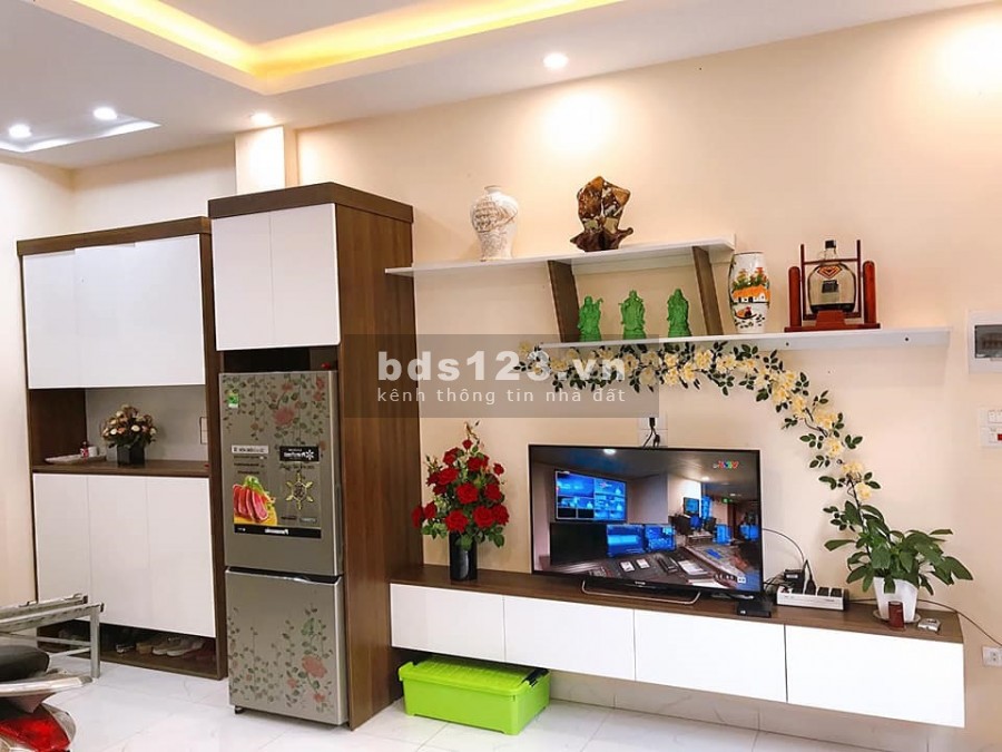Bán nhà phố Huyền Kỳ, Hà Đông, 31m2, 4 tầng, mt 5m, giá 2.25 tỷ. Hai thoáng, ô tô đỗ cửa