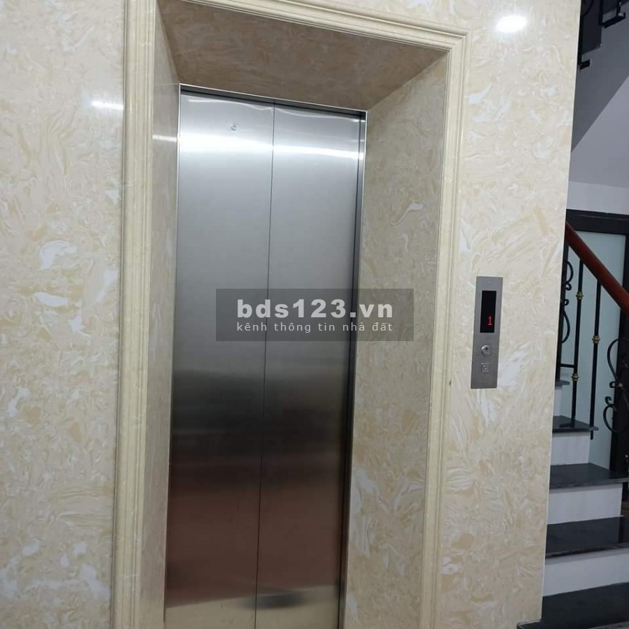 Lạc Long quân,Thang máy dòng tiền cho thuê 50TR/T ,12 phóng khép kín,60Mx7T ,7.5 tỷ