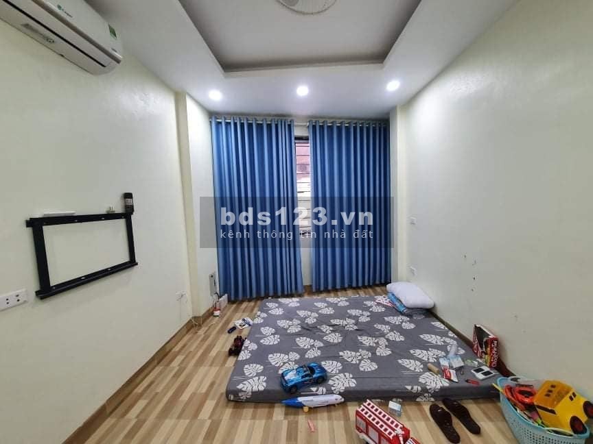 LONG BIÊN NHÀ ĐẸP Ô TÔ ĐỖ CỬA MẶT NGÕ Ở SƯỚNG