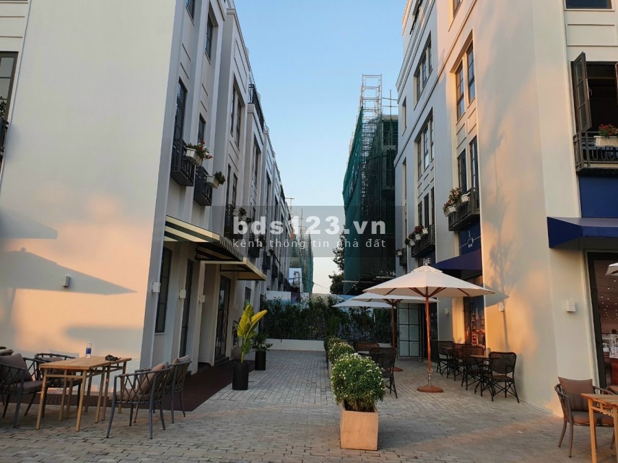 SHOPHOUSE 1 trệt 3 lầu ngay tại TP CẦN THƠ - GIÁ 6TY5 - LH : 0908567992