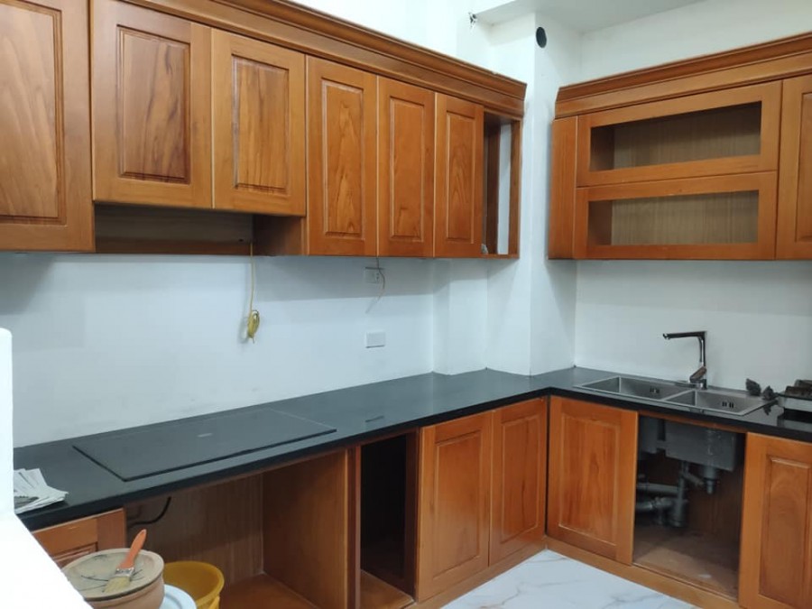 BÁN NHÀ ĐẸP KHƯƠNG ĐÌNH GARA Ô TÔ FULL NỘI THẤT TIỆN ÍCH 40M2/7 TỶ 5 TẦNG