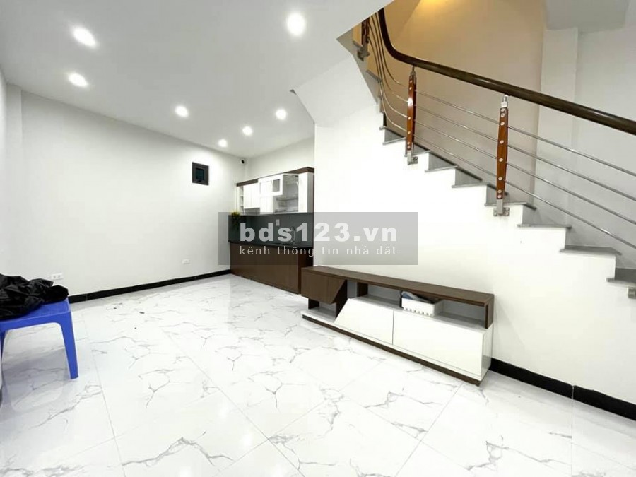 Nhà Mới Xuân phương, 45m, ở ngay, Gara, ngõ thông, kinh doanh 4,x tỷ