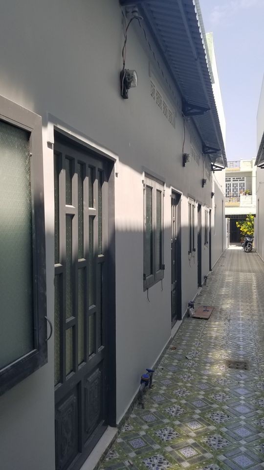 BÁN NHÀ MỘT LẦU - TẶNG KÈM 4 PHÒNG TRỌ