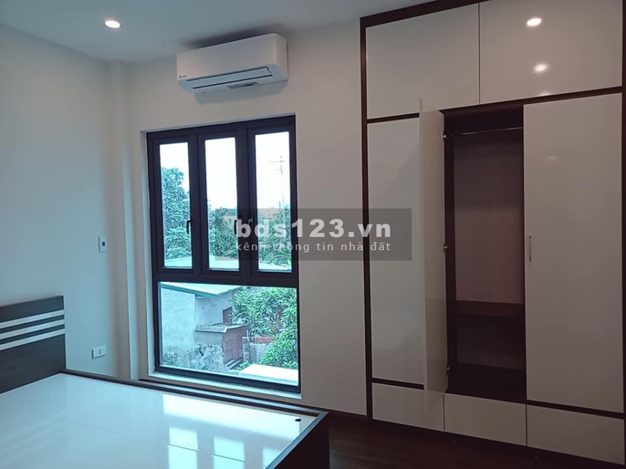 Nhà Mới Xuân phương, 45m, ở ngay, Gara, ngõ thông, kinh doanh 4,x tỷ