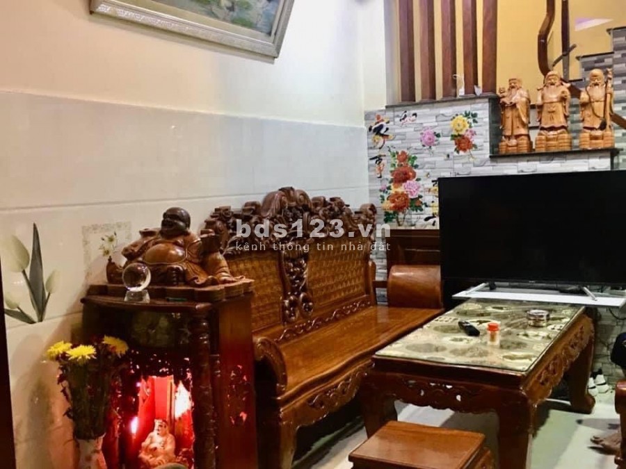 QÚA ĐẸP nhà Lạc Long Quân- P.10 Tân Bình- 48m chỉ 5 tỷ 95 bán