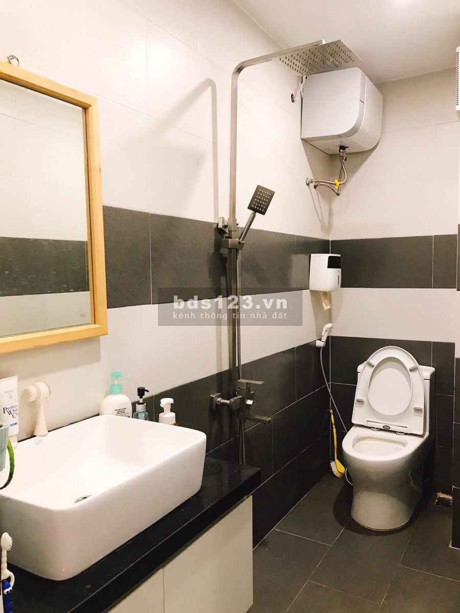Cần tiền bán chung cư đường Trần Thánh Tông