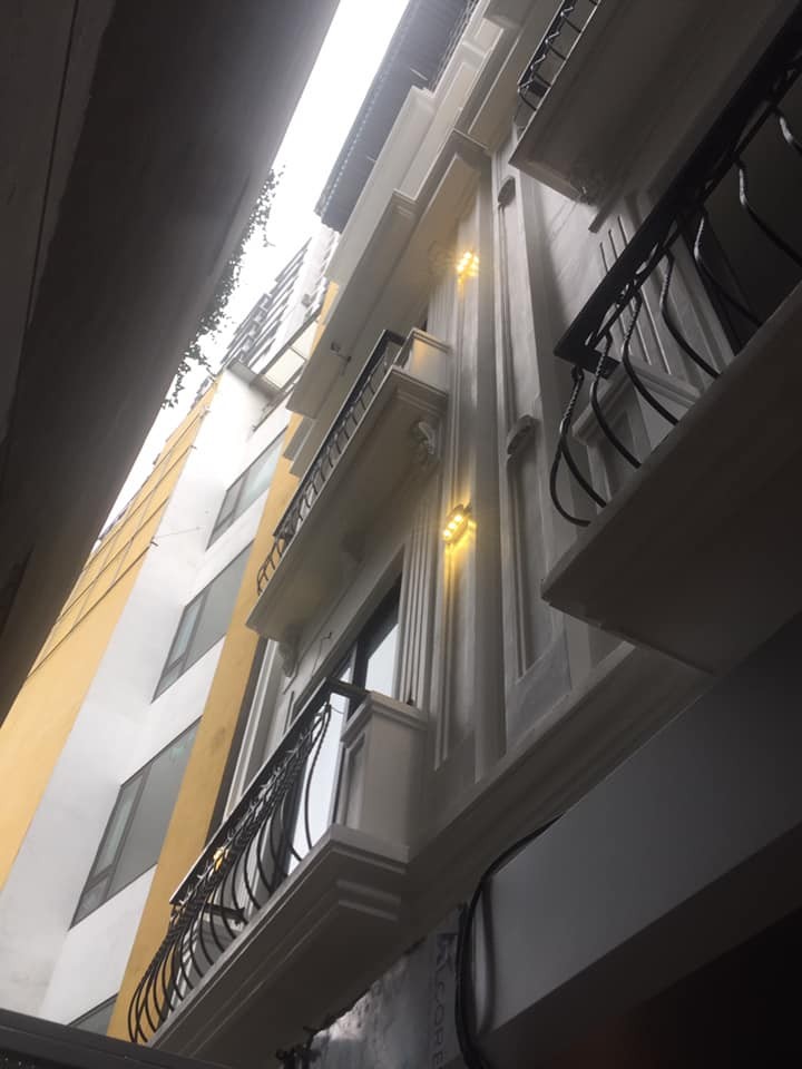 Bán nhà mới Lĩnh Nam gần mặt phố 35m2 5 tầng giá 3.3 tỷ