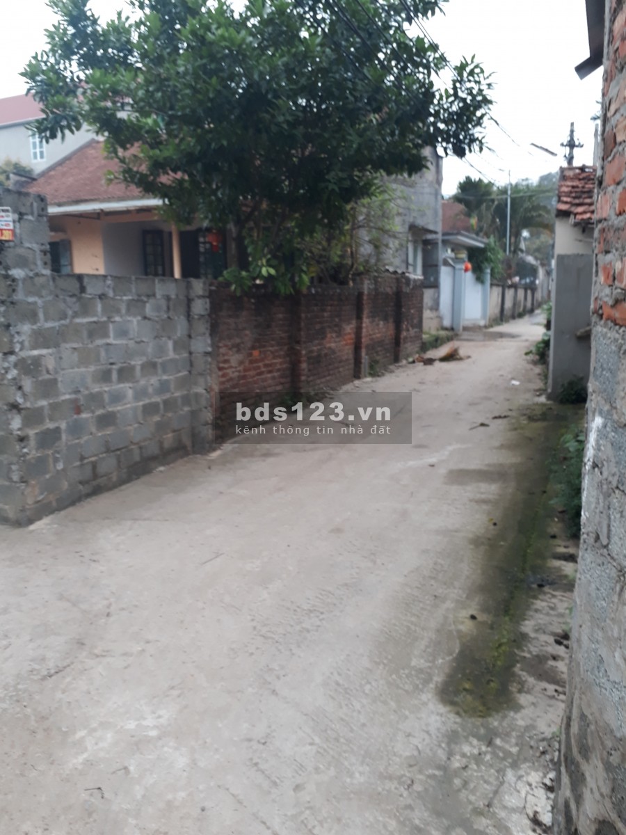 Cần bán 350m2 đất ở , tại xã đông sơn chương mỹ hạ nội