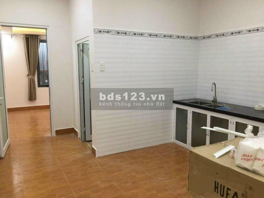 Bán nhà Cách Mạng Tháng 8, Quận 10, 50m2, 4 Tầng, chỉ với 7 tỷ.(Thương Lượng).