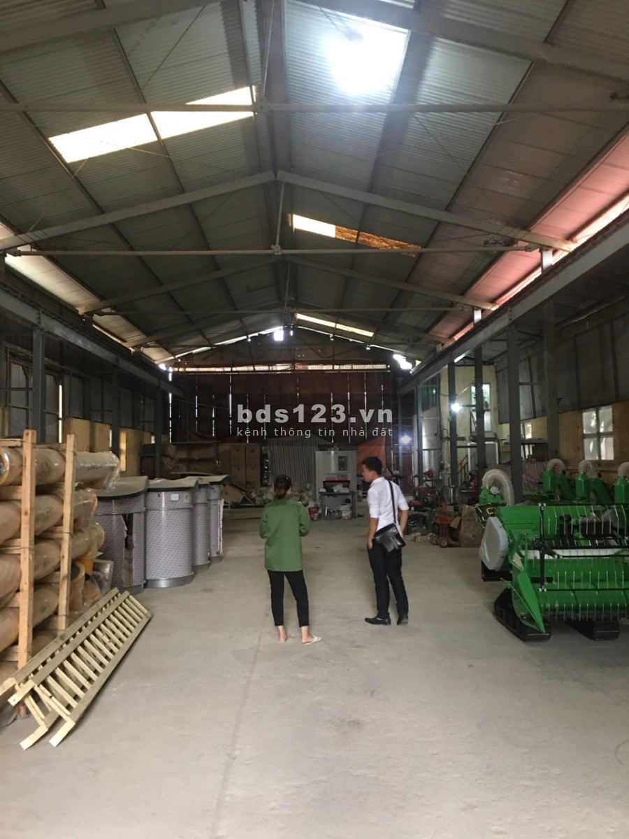 Cho thuê kho diện tích 300m2 trong nhà máy Z49 đường Sa Đôi Đại Mỗ Nam Từ Liêm.