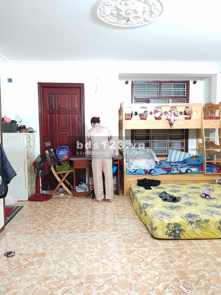 Hàng Siêu Hót, Chậm Chân Là Mất Lượt, 33M2 X 5T, CẦU GIẤY GIÁ CÒN CÓ 3.1 TỶ