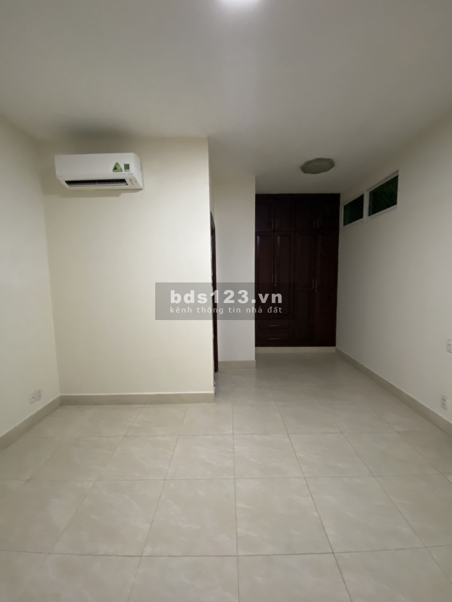 Nhà MT Yên Thế 6.5x16 Trệt 4L ST Full ML Giá 40Tr/th