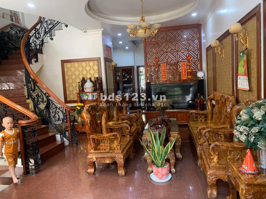 Chủ đi nước ngoài bán Biệt Thự hẻm 10m Lũy Bán Bích, phường Tân Thành, Tân Phú 8x14m, 4 tầng, giá 23 tỷ