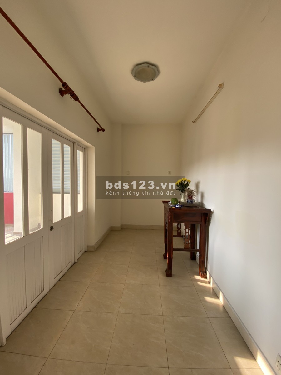 Nhà MT Yên Thế 6.5x16 Trệt 4L ST Full ML Giá 40Tr/th