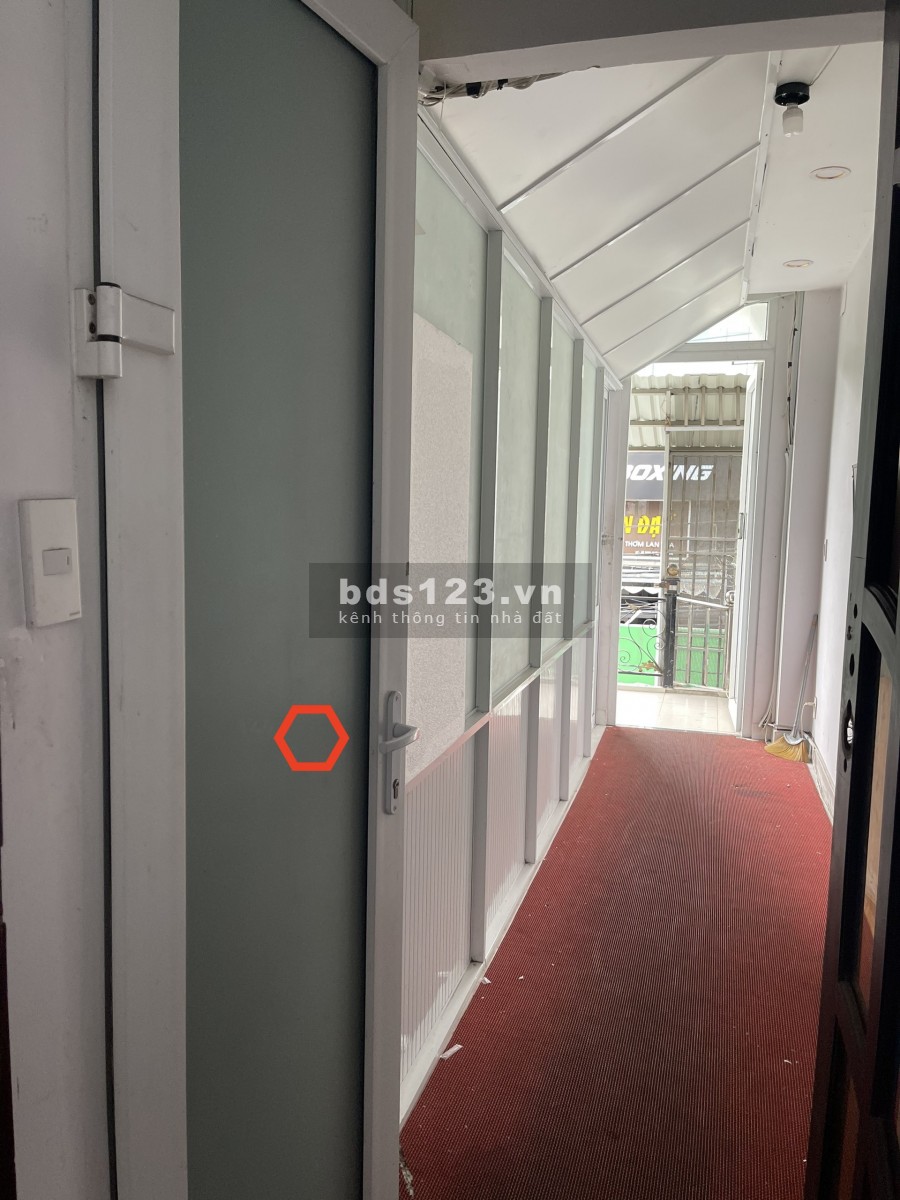 CHDV Mặt Tiền Bùi Bùi Đình Tuý 4x18m, trệt, 4lầu. 7pn, 8wc.