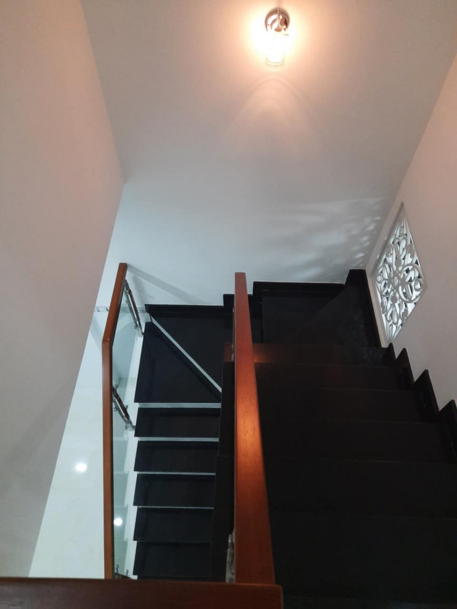 Nhà bán định cư nước ngoài, vô ở ngay Phường 10 Tân Bình 37m2