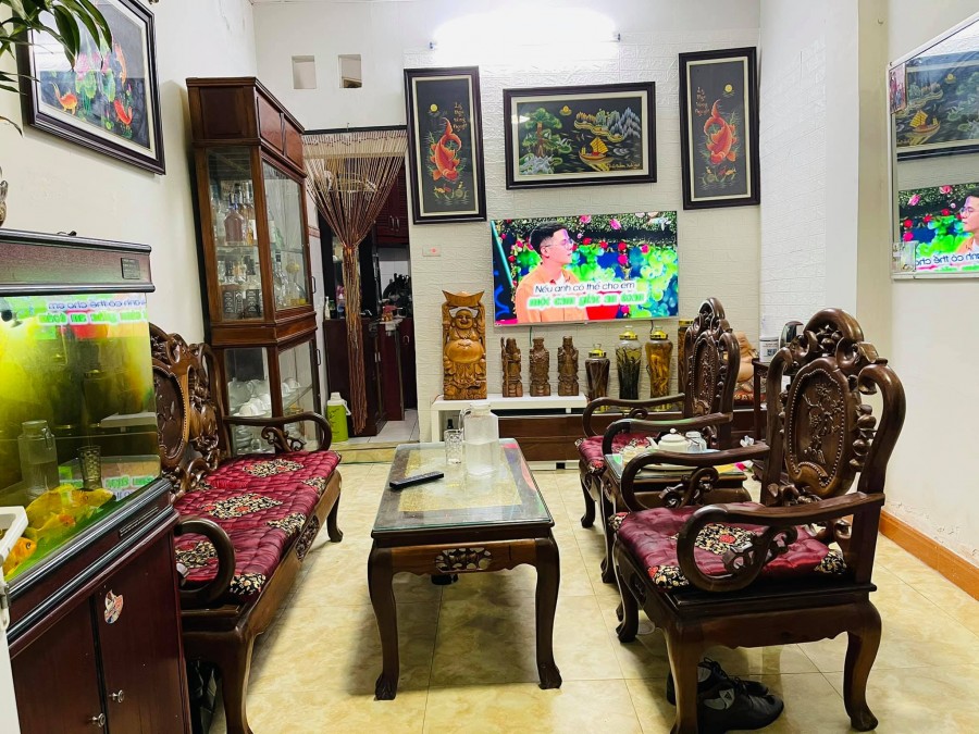 Cực hiếm. Ô tô vào nhà, kd mặt phố Huỳnh Thúc Kháng, dt 43m, 4.2 tỷ