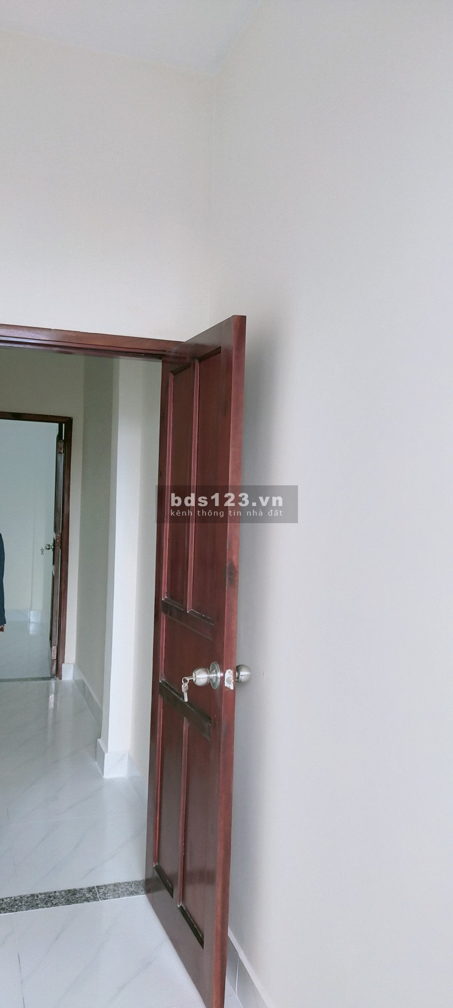 Cho thuê nhà nguyên căn giá rẻ, một trệt một lầu